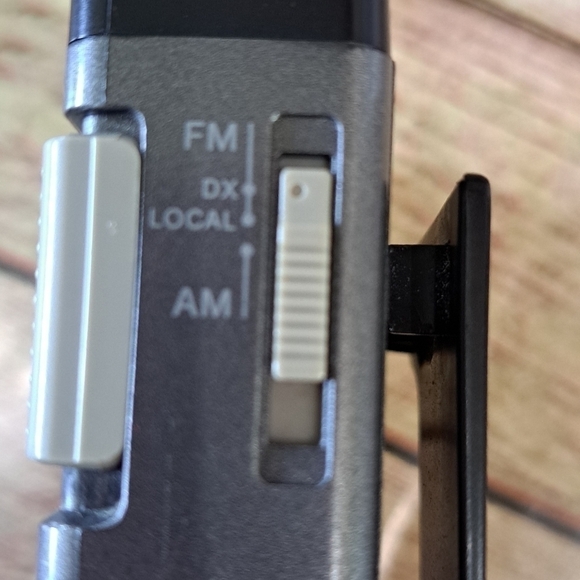 Sony Walkman SRF19W AM/FM Portable Radio Gray and Black Untested - Picture 13 of 13